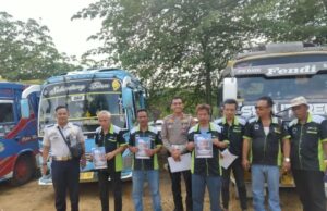 Satlantas Polres Blora Sasar Sopir Microbus dalam Sosialisasi Keselamatan Lalu Lintas