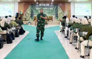 Penguatan Bela Negara, Bati Tuud Koramil Dander bekali Ratusan Mahasiswa STIKes Rajekwesi Bojonegoro dengan Wasbang