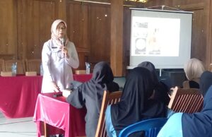 Dinkesda Blora Beri Pelatihan Penjamah Makanan di SPPG