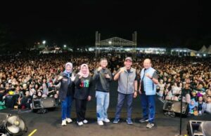 Denny Caknan Tampil Memukau dalam Rangkaian Hari Jadi Bojonegoro Ke-348, Hibur Ribuan Warga