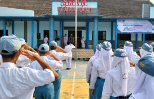Serentak, Babinsa Kodim Bojonegoro Gelar Penguatan Bela Negara Dikalangan Pelajar
