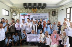 Wakil Bupati Nurul Azizah Dorong Ketahanan Pangan Melalui Penyerahan 415 Paket Program Kolam Lele Keluarga