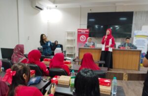 Gandeng Unair, FIJ Bojonegoro Gelar Pelatihan QRIS Bagi Pelaku UMKM