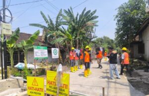 Pembangunan Infrastruktur Jalan di Desa Mojoranu-Dander Beri Manfaat Langsung ke Warga