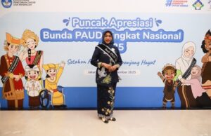 Fokus ‘Setahun Awal, Bekal Sepanjang Hayat’: Bunda PAUD Bojonegoro Cantika Wahono Hadiri Apresiasi Bunda PAUD Tingkat Nasional