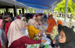Pameran UMKM Perempuan di Halaman Pendopo Malowopati Bojonegoro Diserbu Pengunjung