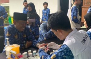 Usai Upacara, Para ASN Pemkab Bojonegoro Manfaatkan Layanan Kesehatan Gratis