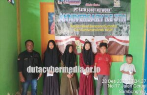 Rayakan Usia ke-3, Newssatumenit.com Gelar Tasyakuran dan Santunan Anak Yatim