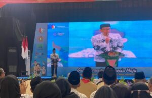 Puncak Peringatan HUT PGRI dan HGN Dipusatkan di GOR Utama, Bupati Bojonegoro Tekankan Guru Sebagai Teladan