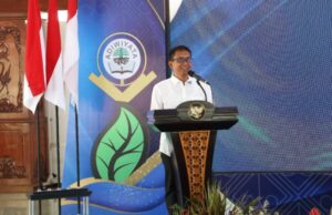 87 Sekolah dan 5 Desa Terima Penghargaan Lingkungan Hidup, Bupati Bojonegoro Tekankan Sinergi Lintas Sektor