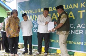 Bupati Salurkan Bantuan Banjir Untuk Kampung Warga Blora di Aceh