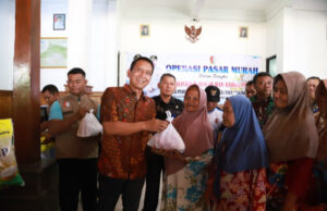 Operasi Pasar Murah 2026, Bupati Bojonegoro Buka Langsung Kegiatan Perdana Di Desa Tanjungharjo, Kapas
