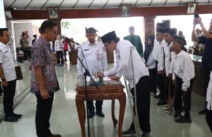Lantik Pengurus PPDI, Bupati Bojonegoro Dorong Sinergi untuk Kesejahteraan Penyandang Disabilitas