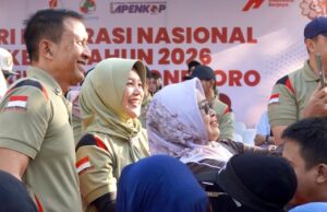 Peringati Hari Koperasi Nasional, Ribuan Warga Bojonegoro Antusias Ikuti Jalan Sehat