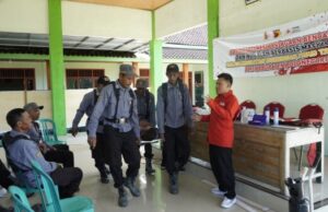 Satgas TMMD Ke-129 Bojonegoro dan PMI Edukasi Warga Perkuat Tanggap Bencana