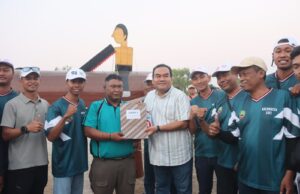 Kecamatan Jati Sabet Gelar Juara I Layangan 3D Blora
