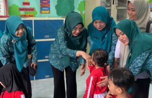 Fokus Pengembangan GAYATRI dan Pengentasan ATS, TP PKK Bojonegoro Dampingi Kader hingga Desa