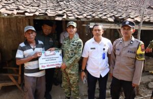 Sambut HUT ke-81 TNI, Kodim 0721/Blora dan BAZNAS Bedah Dua Rumah Warga