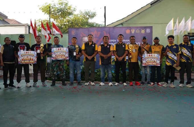 Duet Kapas 02 Sabet Juara Turnamen Domino 101 Piala Panglima TNI di Bojonegoro