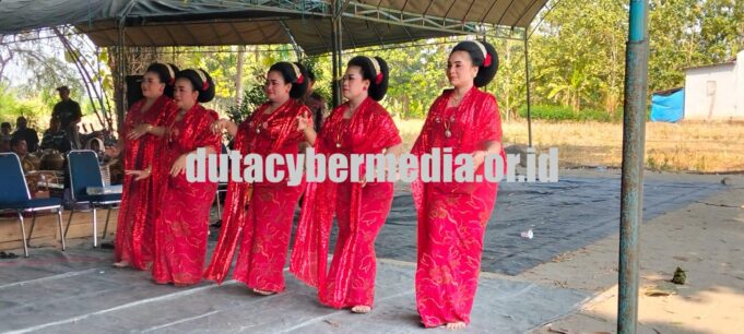 Sedekah Bumi Dusun Bedahan Berlangsung Khidmat dan Meriah, Warga Larut dalam Hiburan Tayub