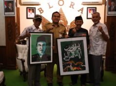 Penuh Kekeluargaan, Pengurus PWRI Blora Silaturahmi dan Serahkan Lukisan Khusus kepada Bupati Arief Rohman