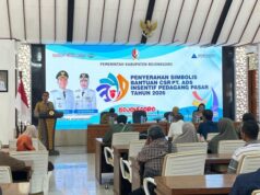 Pemkab Bojonegoro Salurkan Insentif Pedagang Pasar untuk Penguatan Modal Usaha